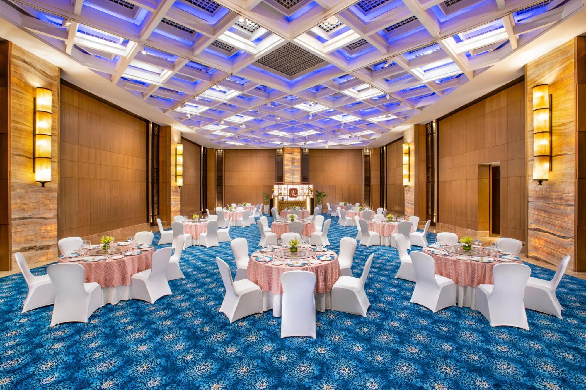 The Leela Ambience Convention Hotel Delhi Нью-Делі Екстер'єр фото The Grand Ballroom