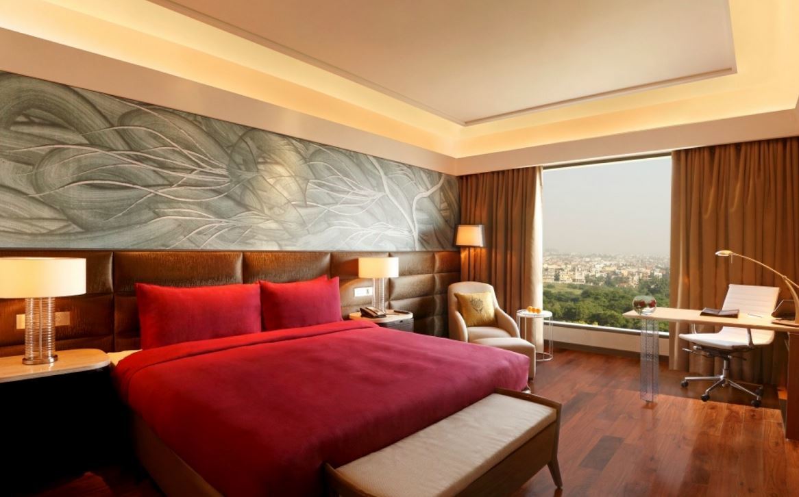 The Leela Ambience Convention Hotel Delhi Нью-Делі Екстер'єр фото A room at The Park, New Delhi